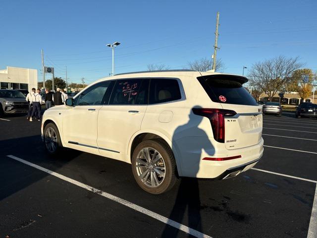 used 2021 Cadillac XT6 car, priced at $30,722