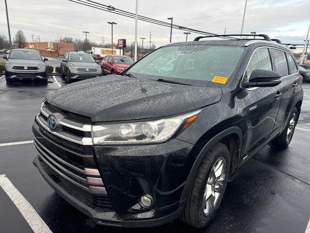 used 2017 Toyota Highlander Hybrid car, priced at $23,135