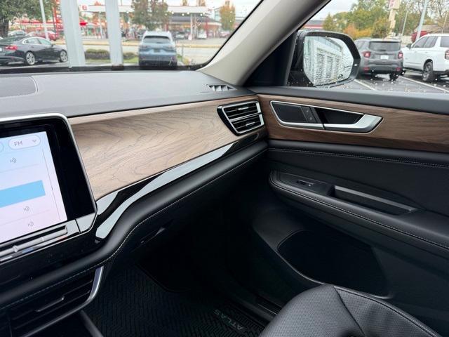 new 2026 Volkswagen Atlas car