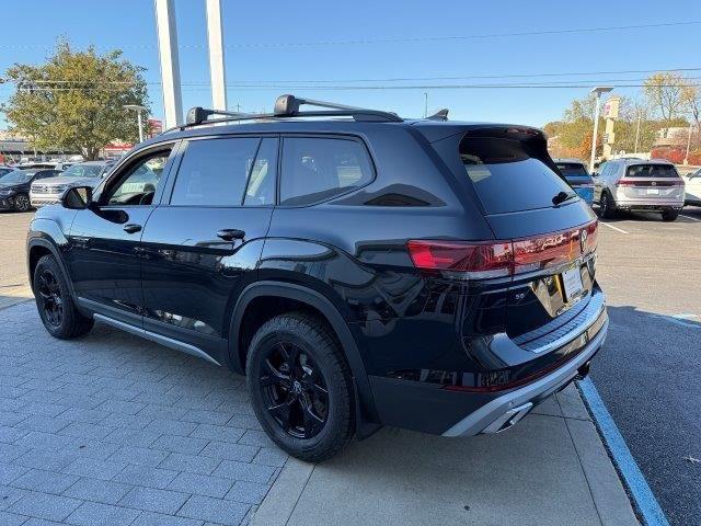 new 2025 Volkswagen Atlas car, priced at $51,131