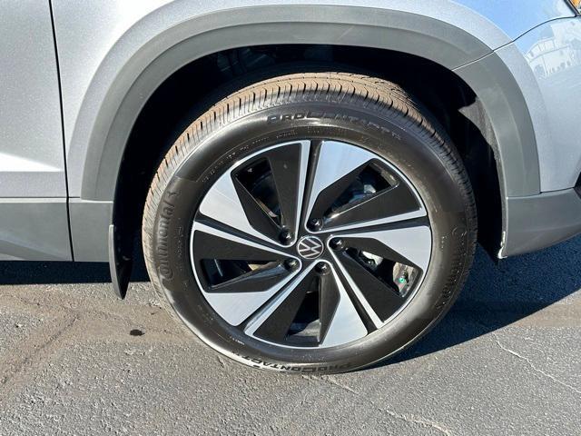 new 2024 Volkswagen Taos car, priced at $28,000