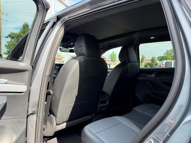 new 2025 Volkswagen Tiguan car, priced at $36,121