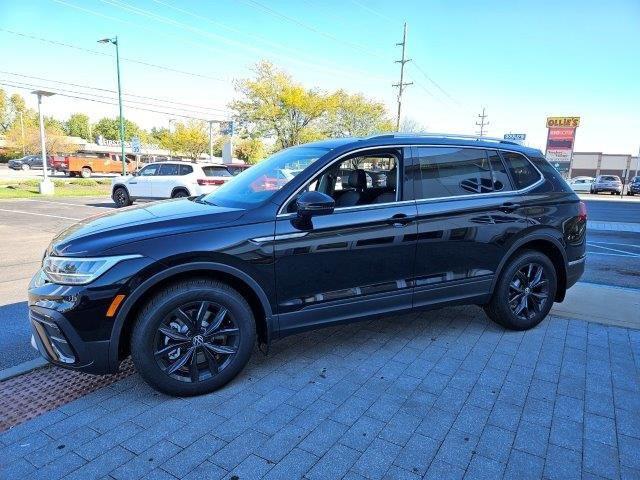 new 2024 Volkswagen Tiguan car, priced at $32,053