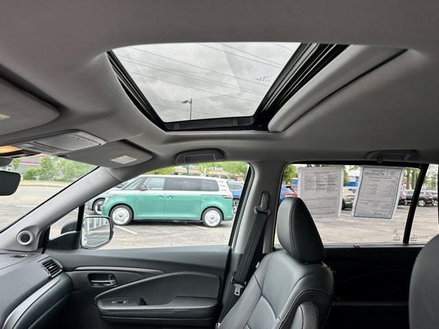 used 2022 Honda Pilot car, priced at $36,561
