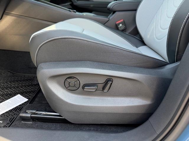 new 2025 Volkswagen Tiguan car, priced at $37,871