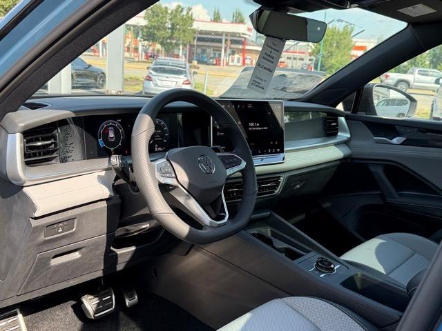new 2025 Volkswagen Tiguan car, priced at $37,871