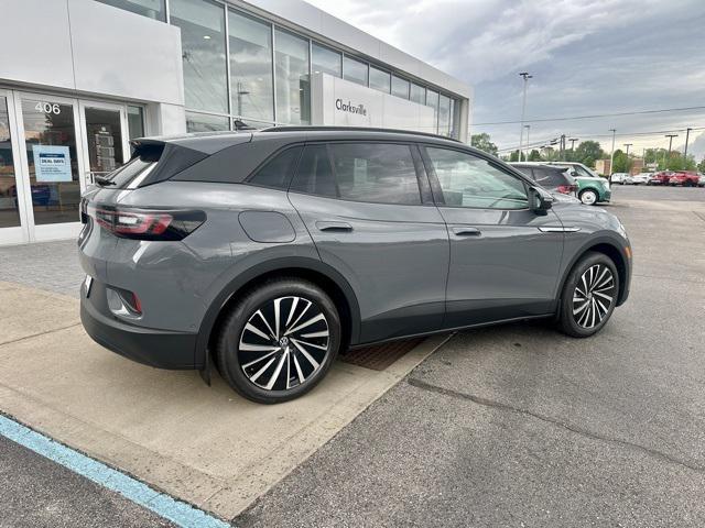 new 2025 Volkswagen ID.4 car, priced at $45,720