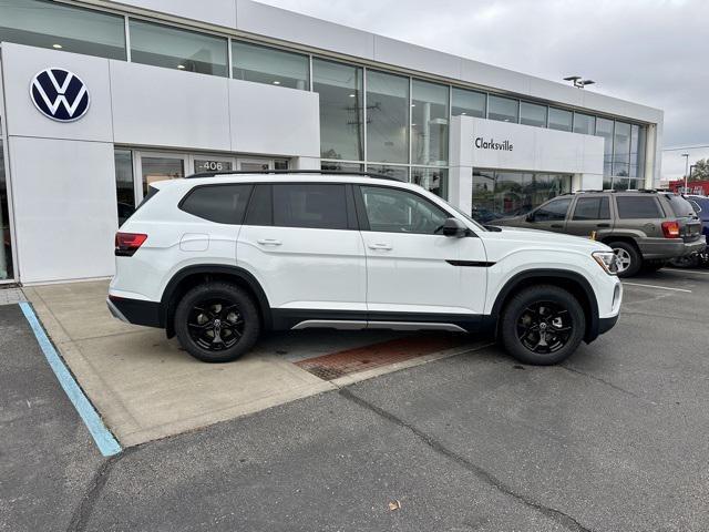 new 2025 Volkswagen Atlas car, priced at $49,416