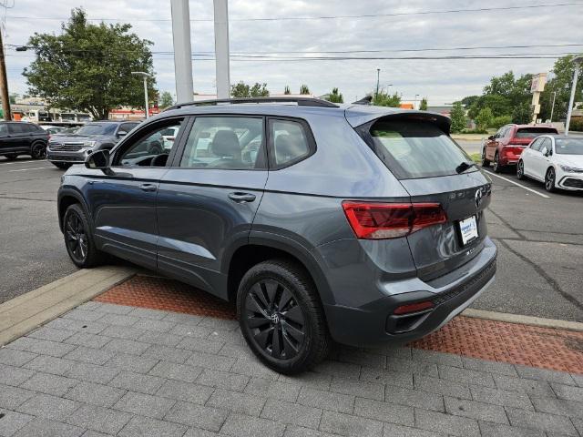 new 2024 Volkswagen Taos car, priced at $24,208