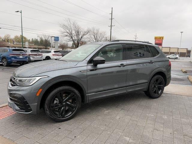 new 2024 Volkswagen Tiguan car, priced at $35,336