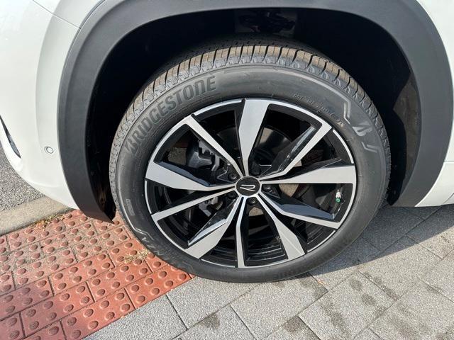 new 2026 Volkswagen Atlas car, priced at $53,803