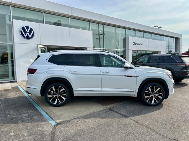 new 2026 Volkswagen Atlas car, priced at $53,803