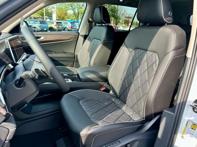 new 2026 Volkswagen Atlas car, priced at $53,803