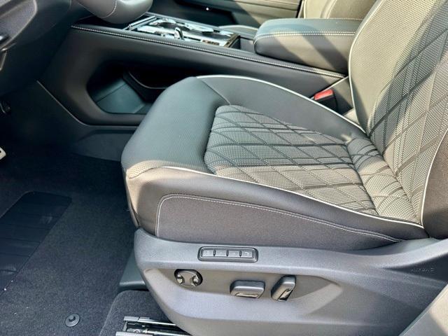 new 2026 Volkswagen Atlas car, priced at $53,803