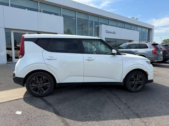 used 2021 Kia Soul car, priced at $16,385