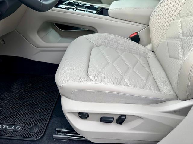 new 2026 Volkswagen Atlas car