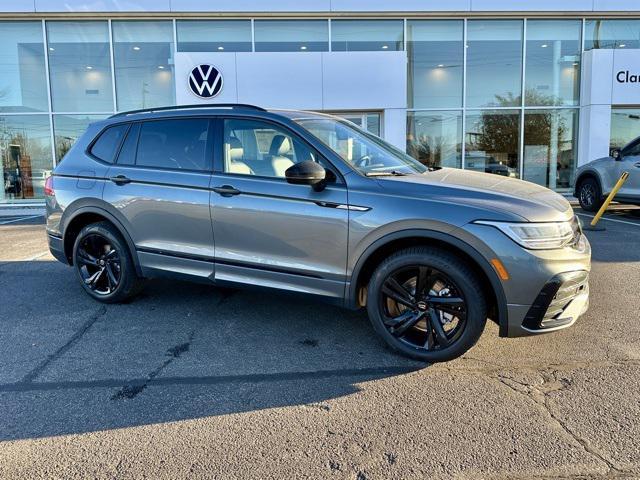 new 2024 Volkswagen Tiguan car, priced at $35,336