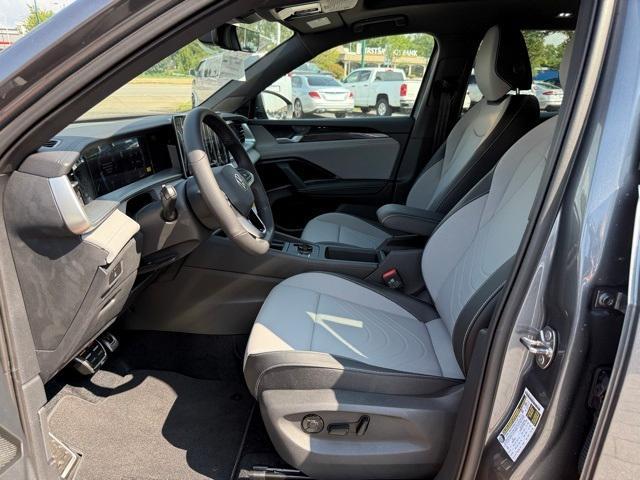 new 2025 Volkswagen Tiguan car, priced at $36,750
