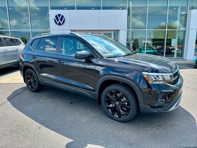 new 2024 Volkswagen Taos car, priced at $27,000