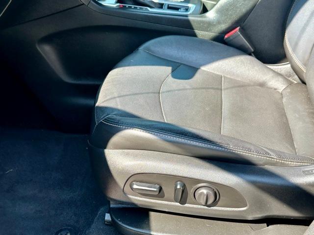 used 2020 Chevrolet Equinox car, priced at $13,000