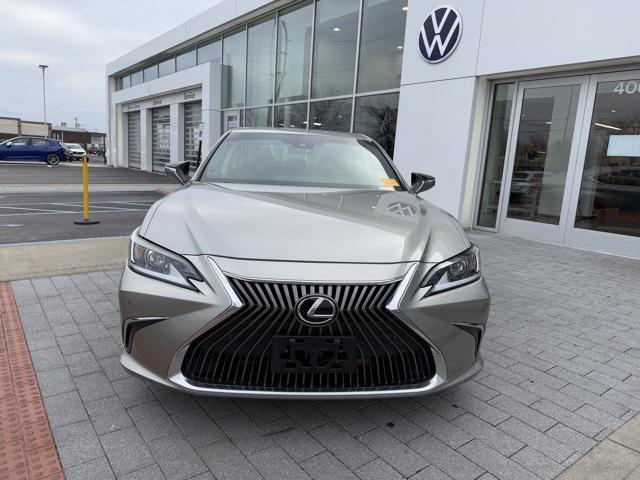 used 2019 Lexus ES 350 car, priced at $30,106