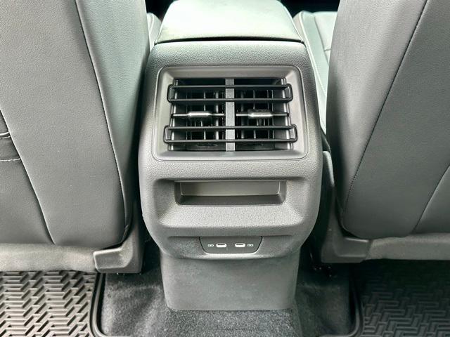 new 2025 Volkswagen Tiguan car, priced at $36,231