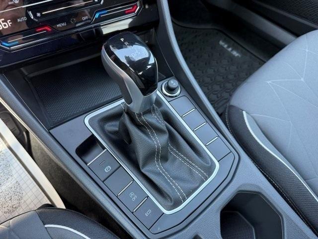 new 2025 Volkswagen Jetta car, priced at $24,300