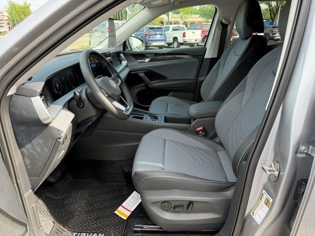 new 2025 Volkswagen Tiguan car, priced at $31,461