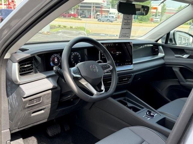 new 2025 Volkswagen Tiguan car, priced at $31,461