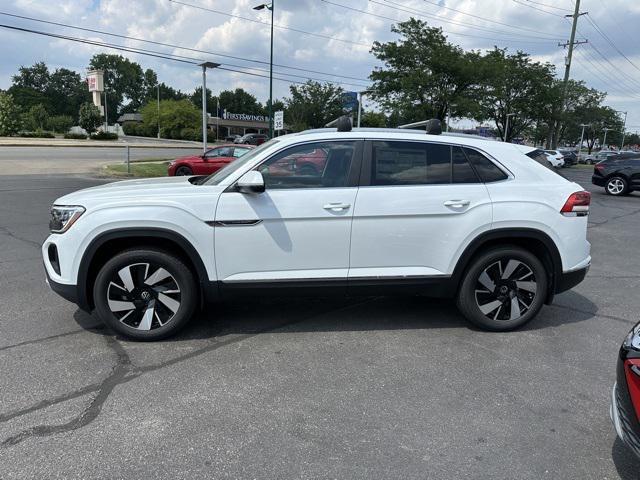 new 2024 Volkswagen Atlas Cross Sport car, priced at $46,977