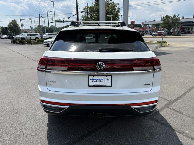 new 2024 Volkswagen Atlas Cross Sport car, priced at $46,977