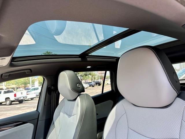 new 2025 Volkswagen Tiguan car, priced at $37,474