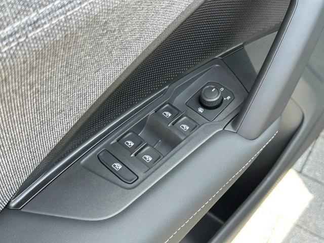 new 2025 Volkswagen Tiguan car, priced at $28,256