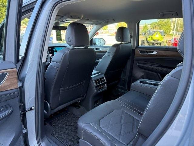 new 2026 Volkswagen Atlas car, priced at $44,884
