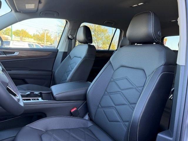 new 2026 Volkswagen Atlas car, priced at $44,884