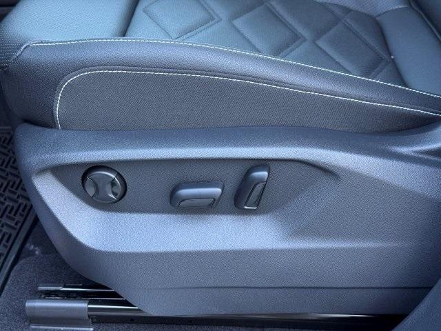 new 2026 Volkswagen Atlas car, priced at $44,884