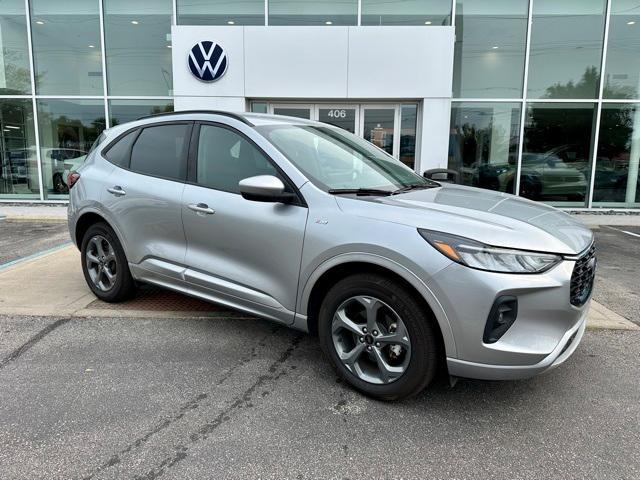 used 2023 Ford Escape car, priced at $24,000