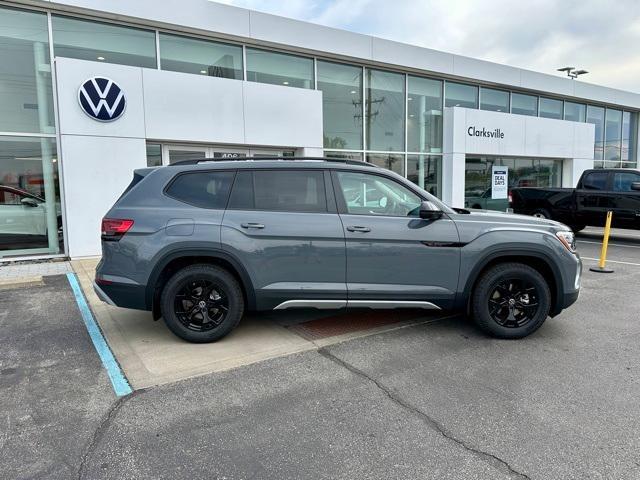 new 2025 Volkswagen Atlas car, priced at $42,729