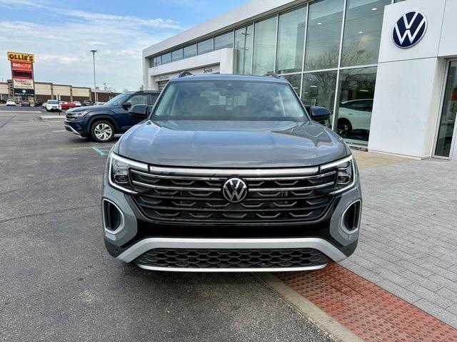 new 2025 Volkswagen Atlas car, priced at $42,729