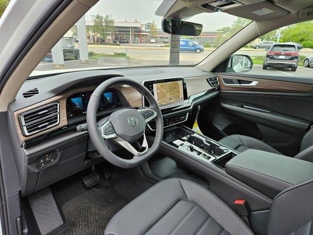 new 2024 Volkswagen Atlas car, priced at $49,528