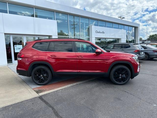 new 2024 Volkswagen Atlas car, priced at $42,304