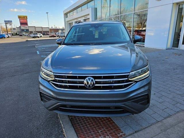 new 2024 Volkswagen Tiguan car, priced at $28,312