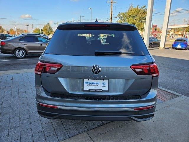 new 2024 Volkswagen Tiguan car, priced at $28,312