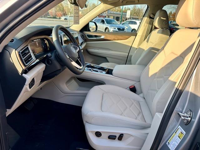 new 2026 Volkswagen Atlas car, priced at $44,777