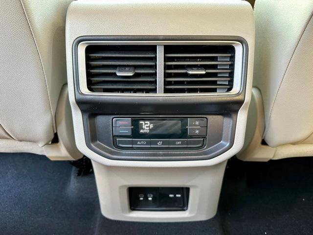 new 2026 Volkswagen Atlas car, priced at $44,777