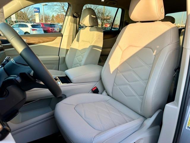 new 2026 Volkswagen Atlas car, priced at $44,777