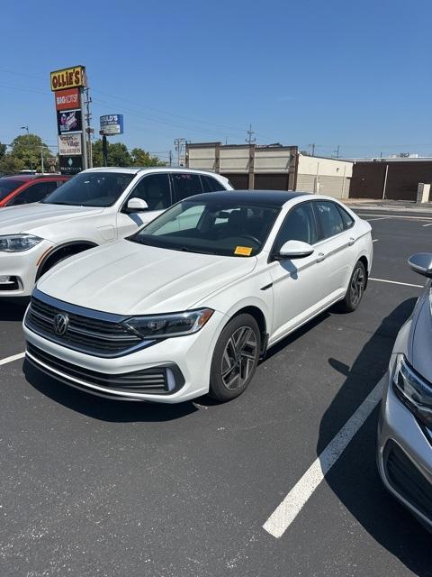 used 2022 Volkswagen Jetta car, priced at $22,911