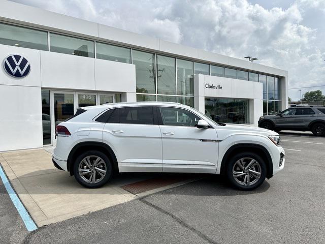 new 2024 Volkswagen Atlas Cross Sport car, priced at $47,715