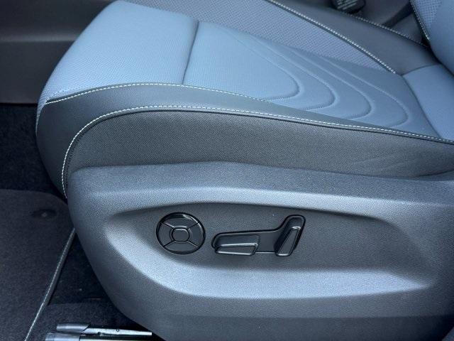 new 2025 Volkswagen Tiguan car, priced at $35,222