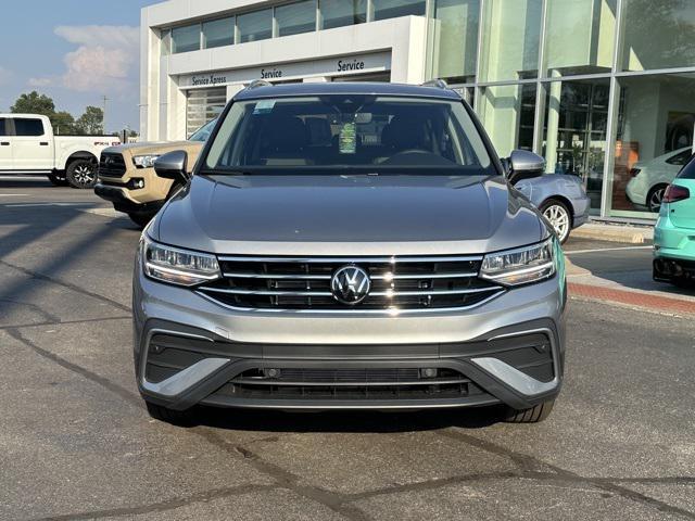 new 2024 Volkswagen Tiguan car, priced at $33,085